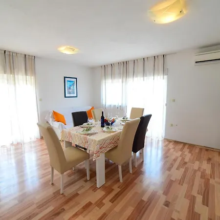 Apartamento Lucante *