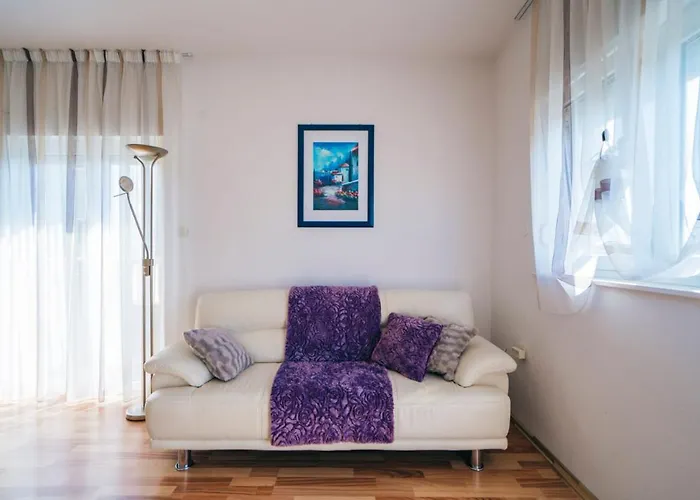Apartament Lucante