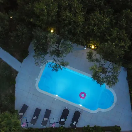 アパート Lucante *