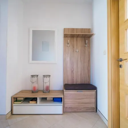 Lucante アパート