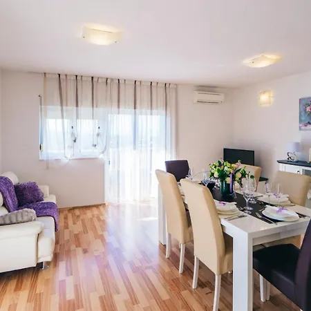 Apartamento Lucante *