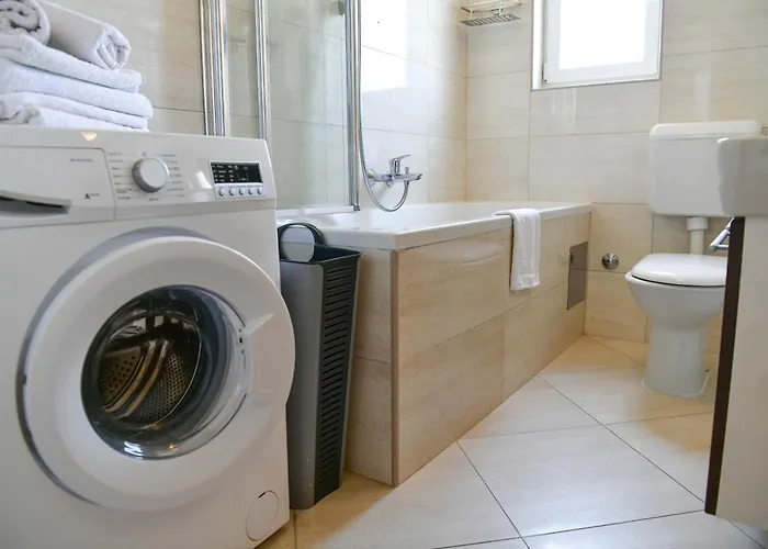 Lucante Apartment Split