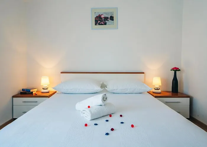 Lucante Apartman *