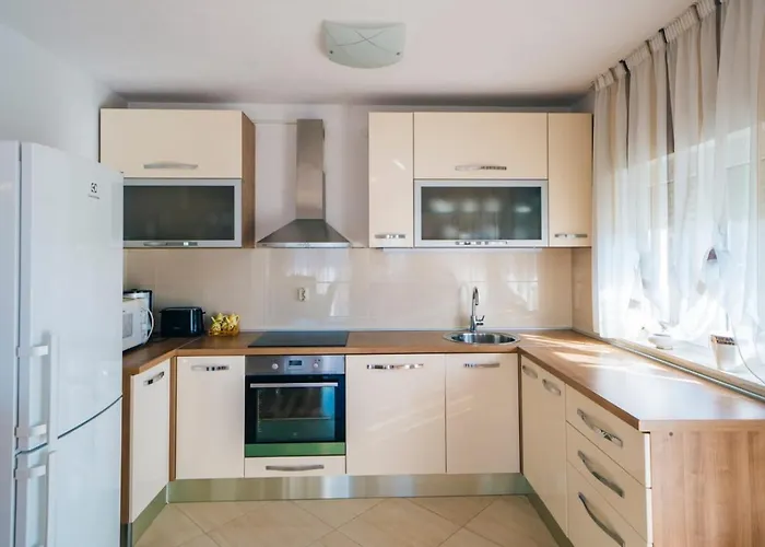 Lucante Apartman *